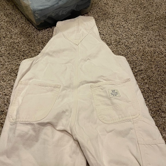 Gap overalls - Picture 8 of 8